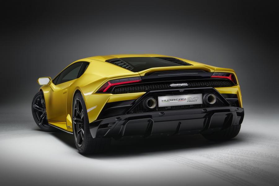  Lamborghini Huracan EVO RWD (LB724) 2020 года  (фото 6 из 19)